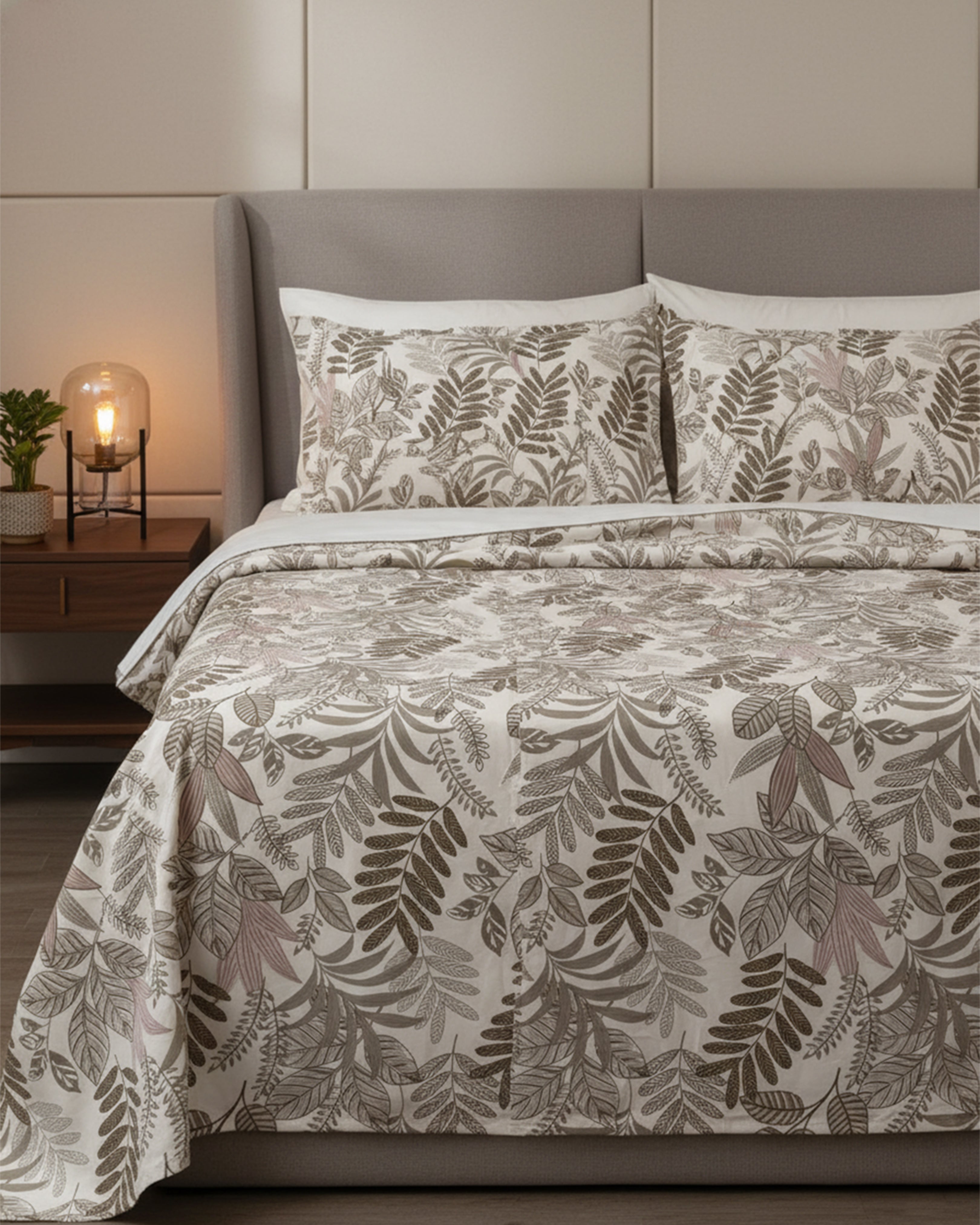 Premium Navy & Ochre Abstract Geometric Cotton Double Bed Sheet with 2 Pillow Covers – Midnight Horizon Collection