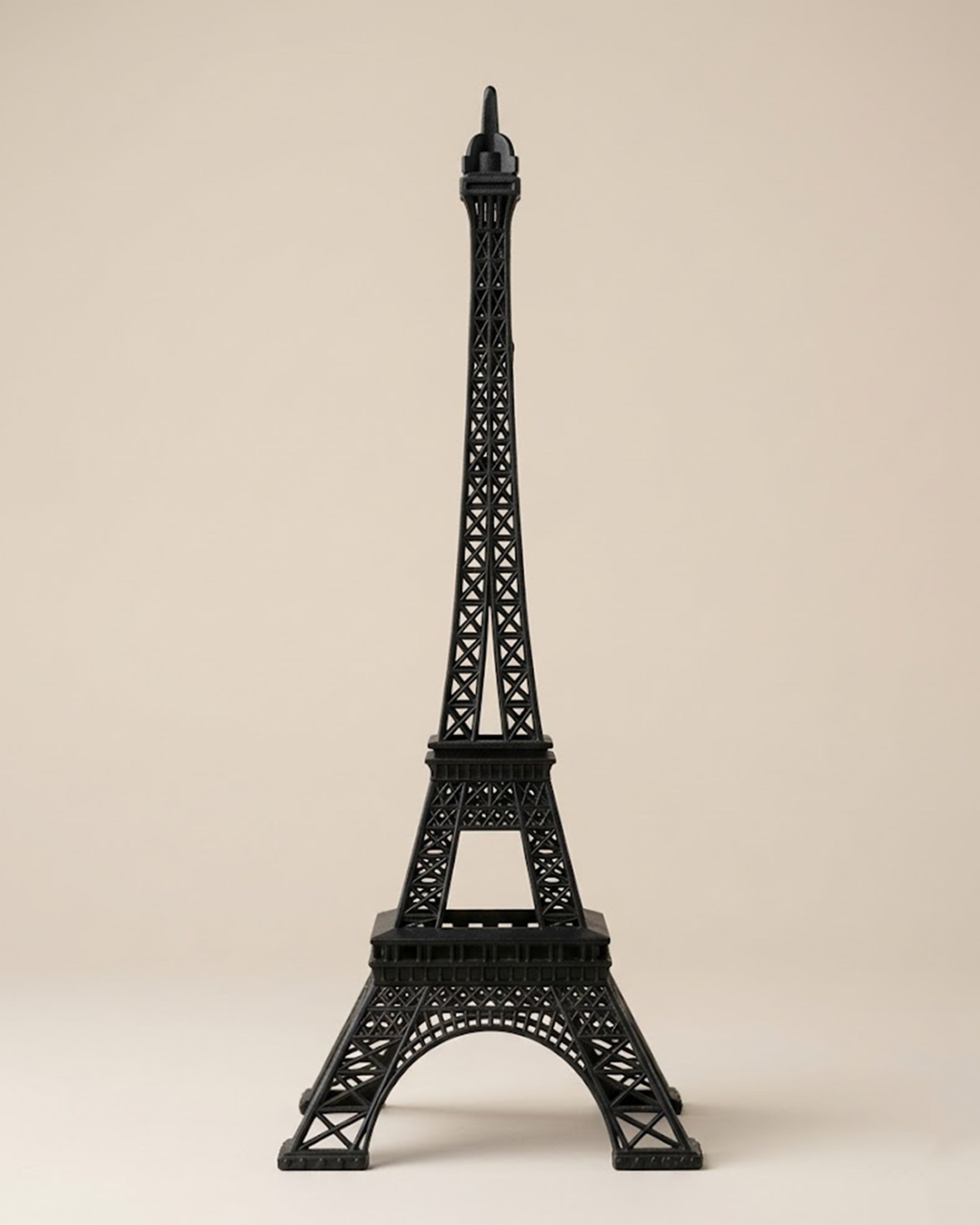 Matte Black Eiffel Tower Landmark Replica - Sophisticated Tabletop Decor & Paris Souvenir