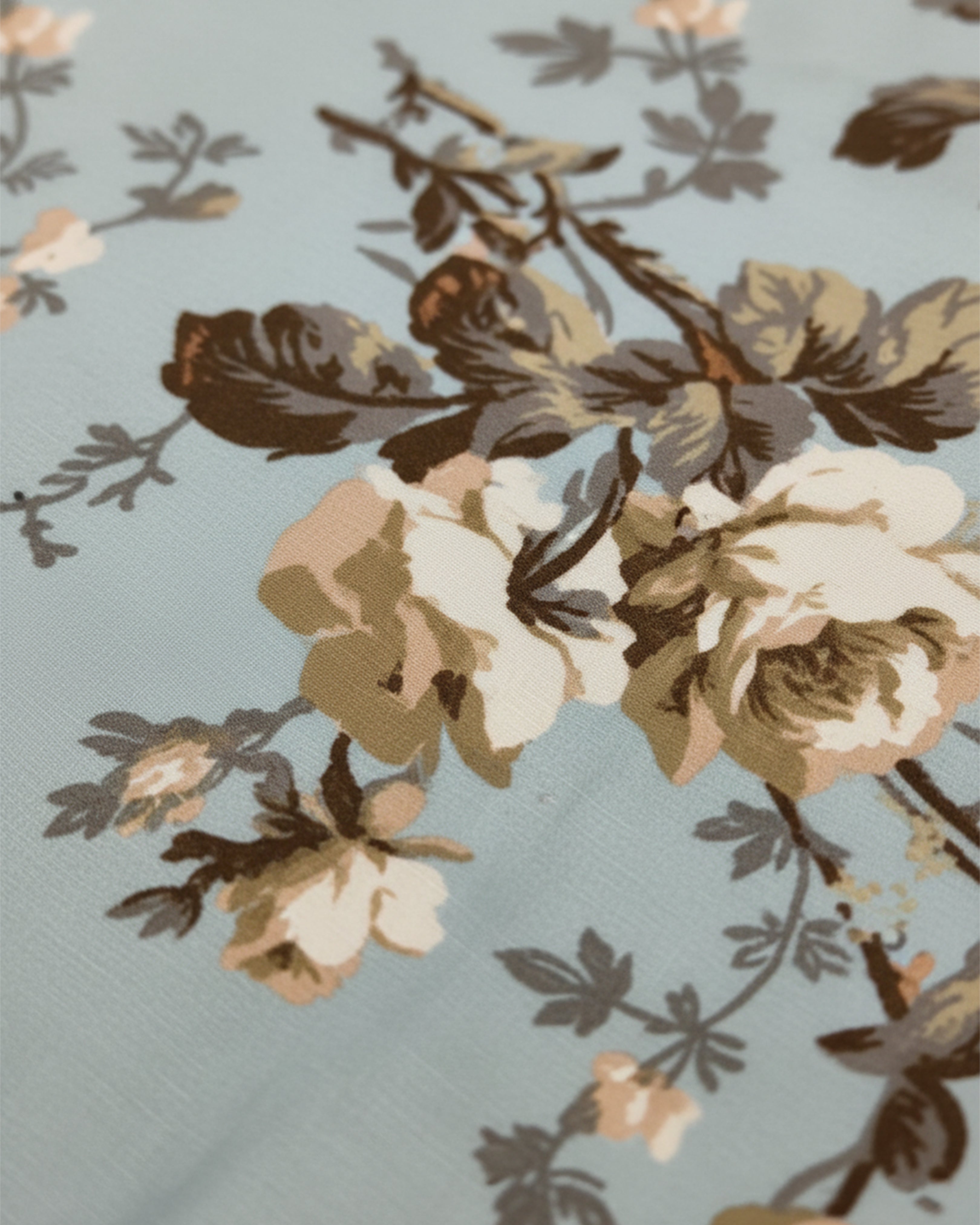 Premium Floral Bouquet Double Bedspread - Luxury Multi-Color Botanical Bedding Set with Matching Pillow Covers